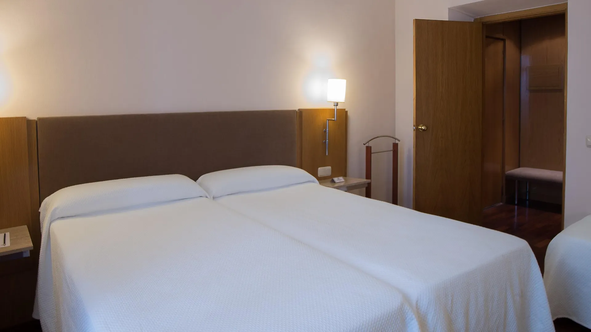 Hotel Inglaterra Granada Spain