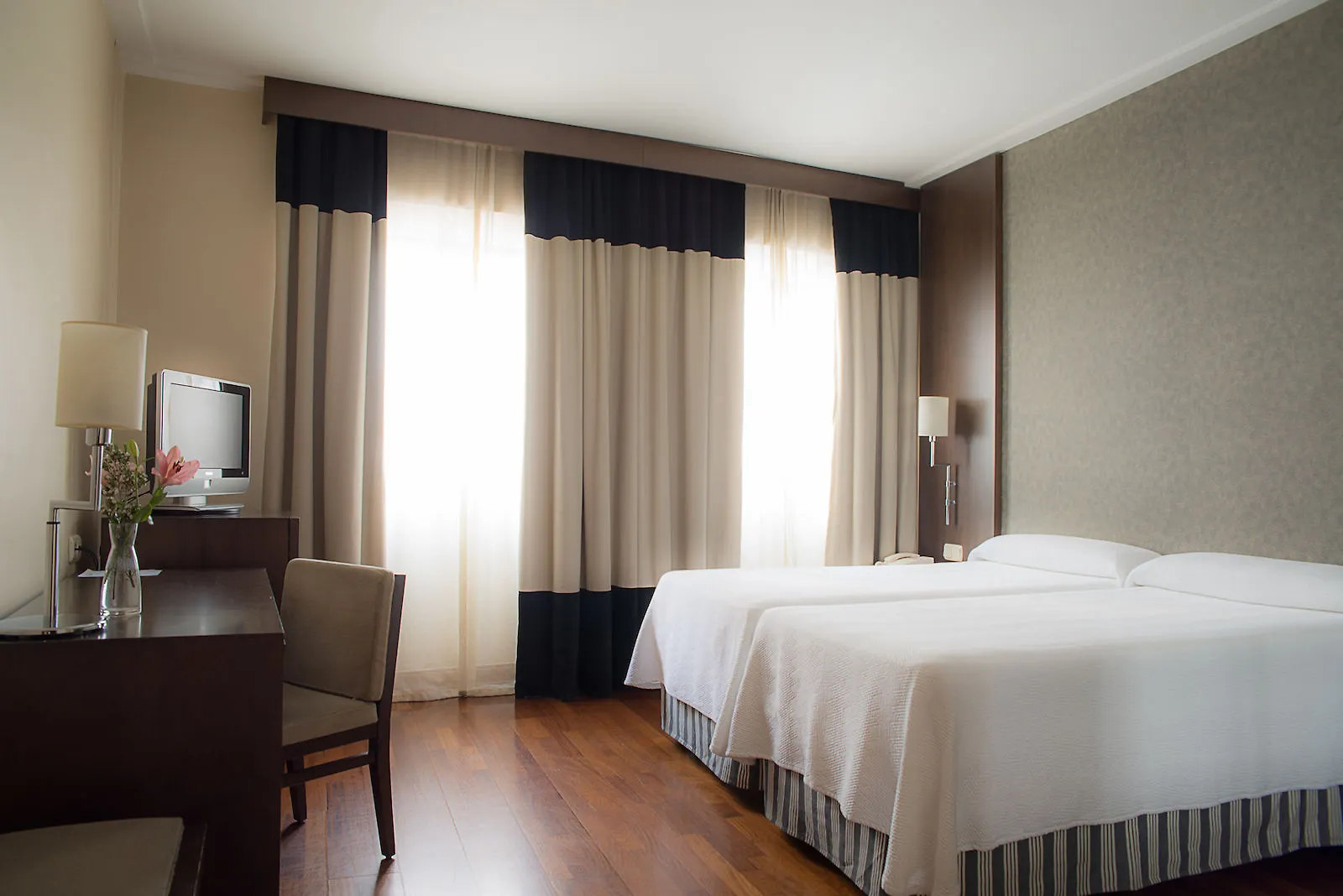 Hotel Inglaterra Granada